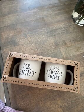 Mr. Right & Mrs. Always Right Cream Ceramic Mug Set